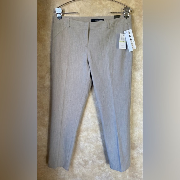 Amanda & Chelsea Pants - NWT Amanda+Chelsea Flax Tan Ankle Pant Low Rise Slim Hip Petite 4